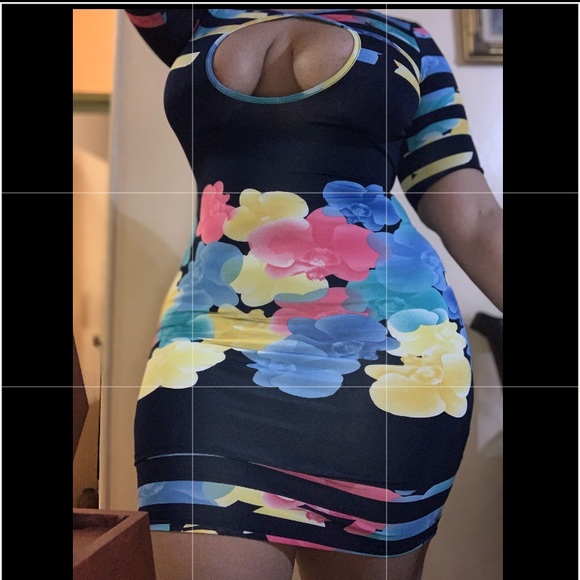 Spring dress - Picture 3 of 3